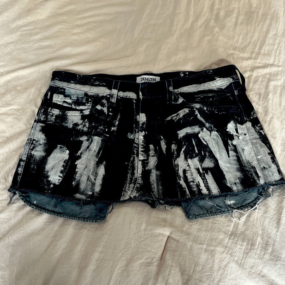 Levi’s denim mini skirt